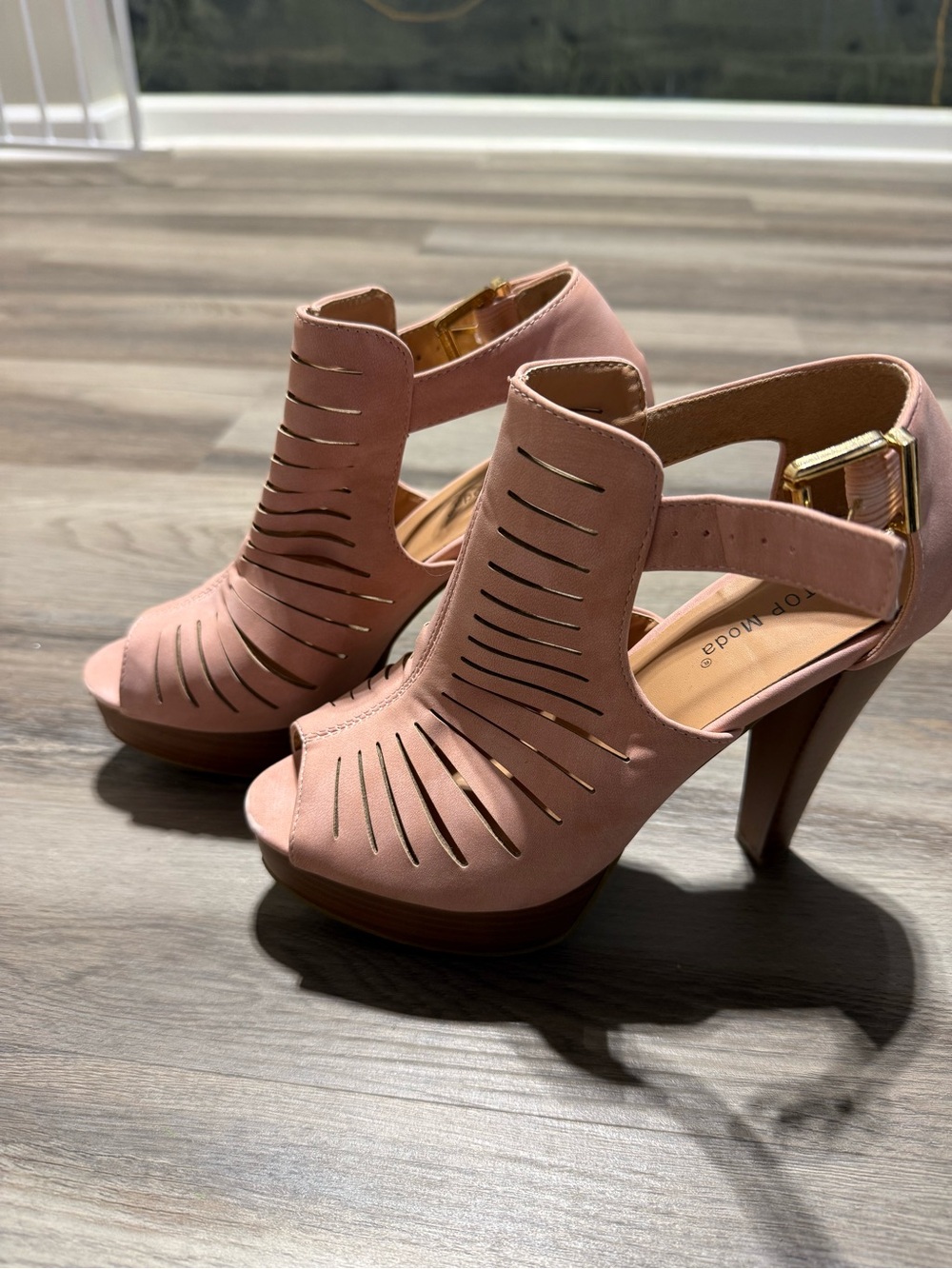 TOP Moda Blush Pink Cutout Peep-Toe Platform Heels